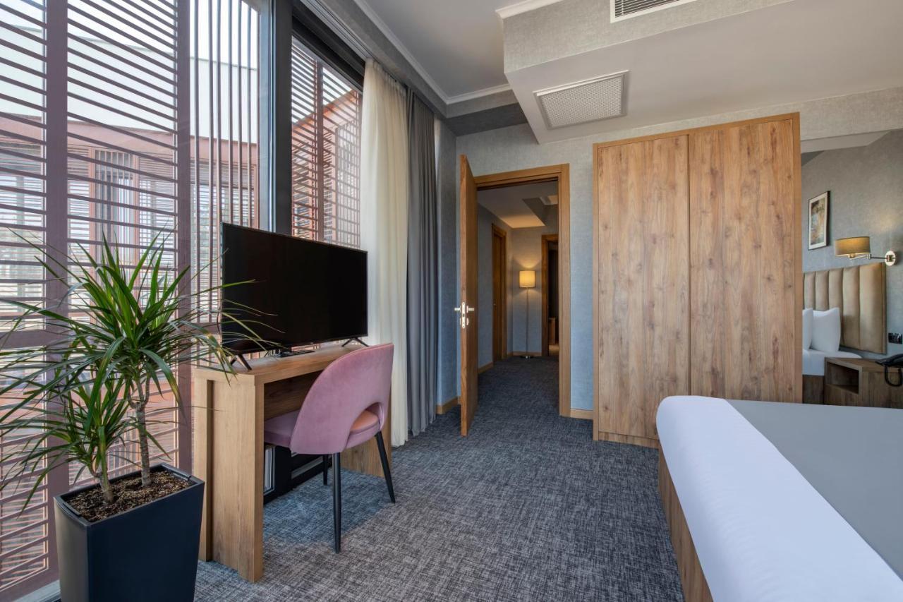 Barnovi Boutique Hotel Tiflis Dış mekan fotoğraf